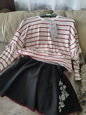 Marks And Spencer Girls 2 Piece Set Skirt and Top  Age 6-7 NEW