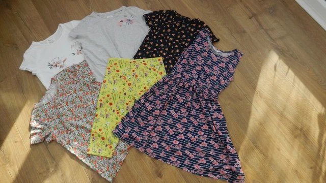 Girls Bundle Of Summer Clothes. Aged 11 Years.