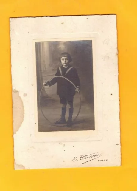 COSNE-SUR-LOIRE (58) THEVENON PHOTOGRAPHY / CHILD with HOOP GAME early 1900