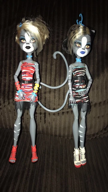 Monster High Doll Werecat Sister Dolls Meowlody and Purrsephone Cat Twins Mattel