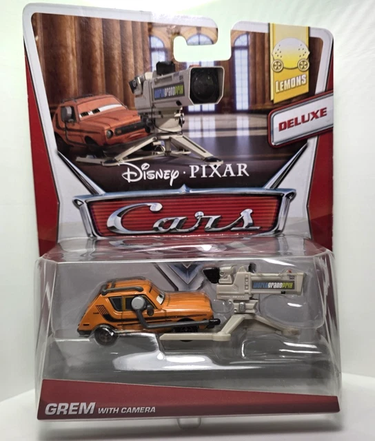 DISNEY PIXAR CARS 2 - Grem With Camera - Amc Gremlin - Lemons
