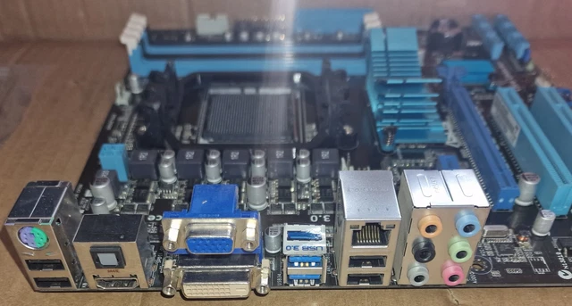 ASUS M5A78L LE Motherboard Socket AM3/AM3+ AMD 760G DDR3 DIMM ATX £84 ASUS M5A78L LE Motherboard Socket AM3/AM3+ AMD 760G DDR3 DIMM ATX £84