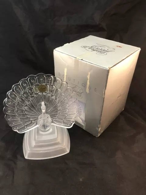 Lovely LEAD GLASS CRYSTAL PEACOCK - FRANCE Cristal d'Arques Figurine on platform