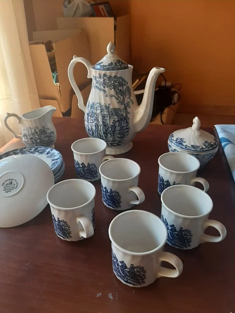 juego de te hecho en Inglaterra de la conocida  colección georgian Churchill