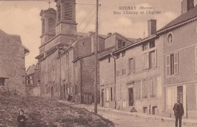 CPA 55 STENAY (Meuse) Rue Chanzy et l'Eglise  ( carte angle de vue Rare)