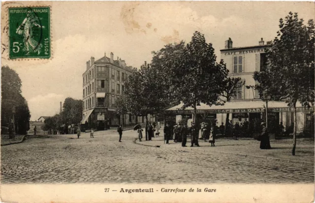 CPA ARGENTEUIL - Carrefour de la Gare (380318)