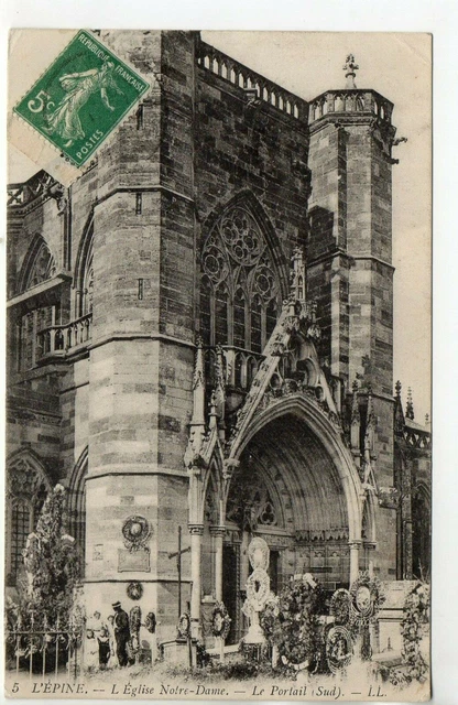 L' EPINE - Marne - CPA 51 - le portail de l'église Notre Dame