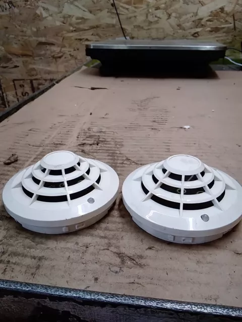SYSTEM SENSOR 5251RP Heat Detector Lot Of 2