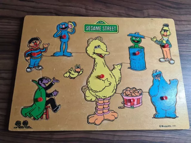 Vintage Muppets Inc Sesame Street Wooden Peg Puzzle. Vintage 1990s