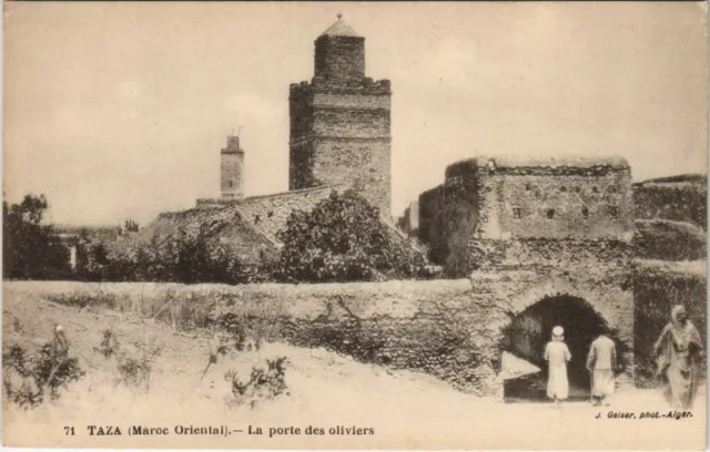 CPA AK TAZA La Porte des Olives MOROC (23398)
