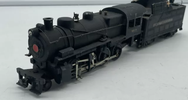 HO Scale Pennsylvania 2-8-0 Steam Locomotive by Bowser