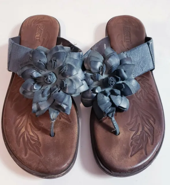 BORN Women's Astrid Blue Genuine Leather Flower Flats Thong Sandals! Size 10