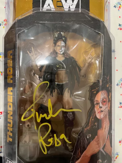 THUNDER ROSA JAZWARES SIGNED AEW UNRIVALED SERIES #9 FIGURE w/DEFENDER & JSA COA