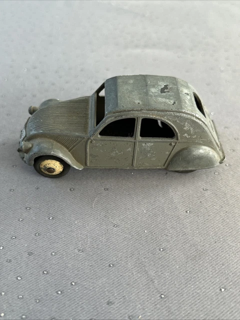 VOITURE DINKY TOYS CITROËN 2 CV - Référence 24 T - Couleur Peu Commune - Ancienne, Occasion