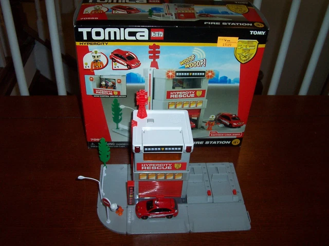 USA Tomica Hypercity Rescue Fire Station Set 70555 Complete EUC
