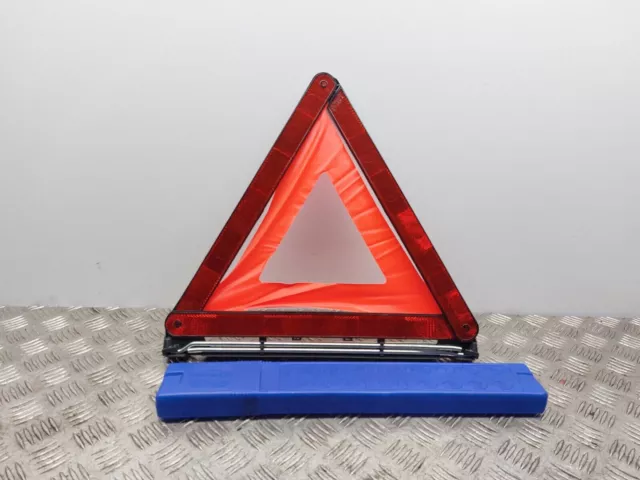 Bmw 6 Series E63 E64 Emergency Hazard Warning Triangle 2005 1095457