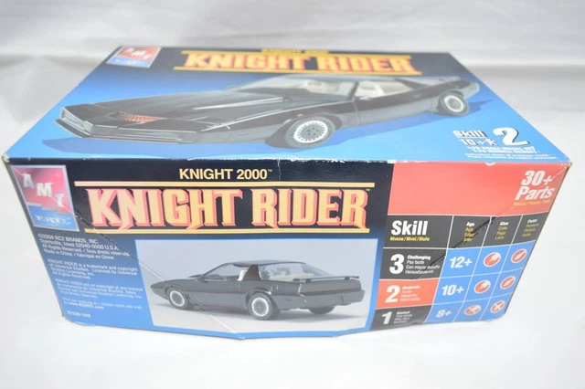 AMT ERTL KNIGHT Rider KITT Knight 2000 Plastic el 1/25 Made in USA EUR ...