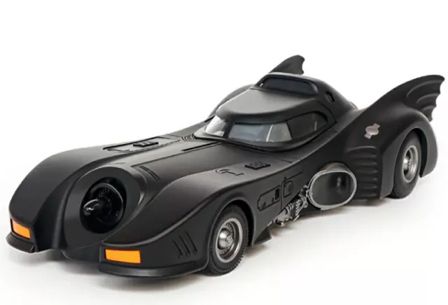 1:18 Batmobile 1989 Model Car Diecast Toy Car for Boys Kids Gift Sound Light