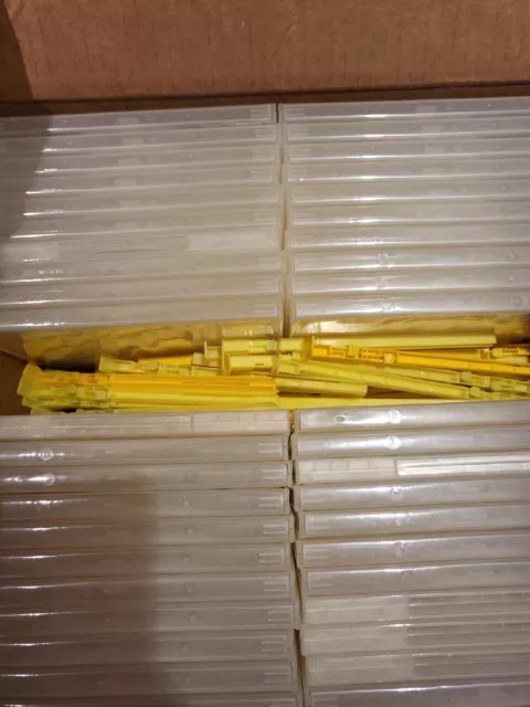 44 New Single Disc Zenith Pak Locking Cases With Yellow Locks