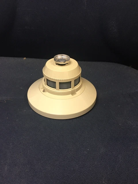 SYSTEM SENSOR ADDRESSABLE Smoke Detector with Thermal, Model 2551T. £23 ...