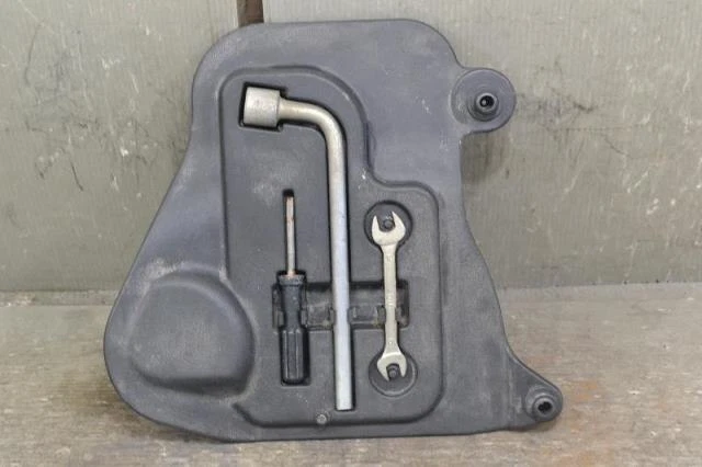 SUBARU Sambar 1999 GD-TT1 Toolkit 59210TC000 [Usato] [PA72391362]