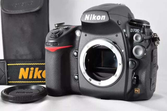 [NEAR MINT] NIKON D700 12.1MP Digital SLR Camera w/Speedlite From Japan By DHL