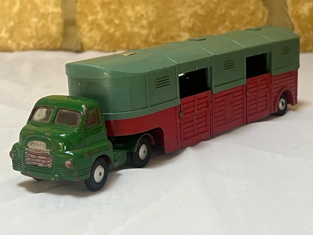 Corgi Toys Bedford Tractor Unit Chipperfields Circus in Baden-Württemberg - Göppingen Corgi Toys Bedford Tractor Unit Chipperfields Circus in Baden-Württemberg - Göppingen