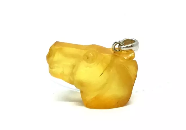 AMBER PENDANT HORSE Head Gift Raw Carved Baltic Amber Silver 925 3,1g 17801