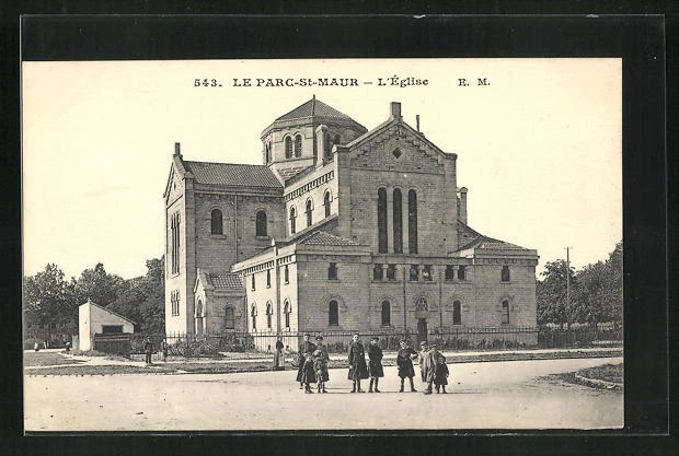 CPA Le Parc-Saint-Maur, l'Eglise