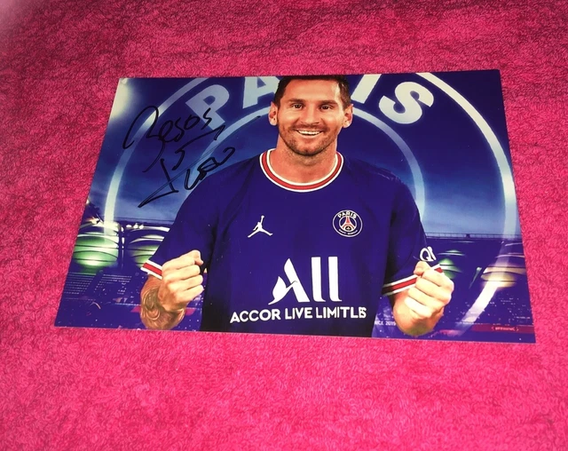 PHOTO CARTONNEE DEDICACE Autograph Format A6 Lionel Messi Football