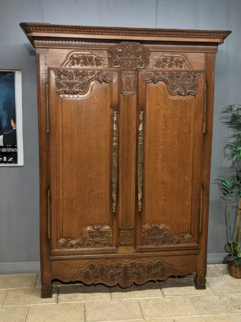 ANCIENNE ARMOIRE DE MARIAGE NORMANDE en chêne claire 19 ème panier fleuri
