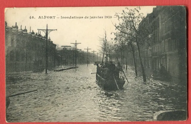 CPA 94 ALFORT LA GRANDE RUE inondations de janvier 1910