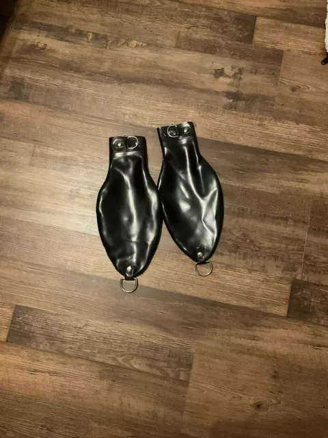 Demask Latex/Rubber   Mitts -Size  M