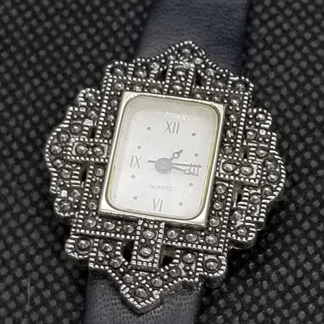 Avon Classic Engraved Design Ladies Watch Roman Dial Renaissance Quirky 28mm