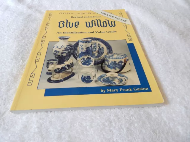 Blue Willow Identification Value Guide Collectible Decorative Tableware Ceramic