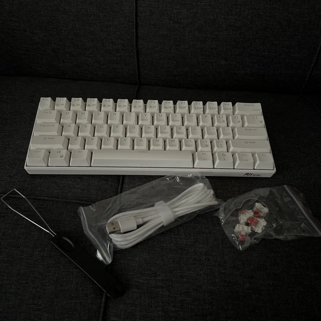 Clavier Mécanique Sans Fil RK Royal Kludge RK61 60% - Switches Rouges Linéaires Silencieux, Blanc