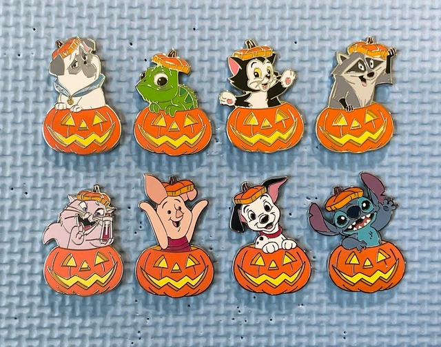 DISNEY 2025 HALLOWEEN Pumpkin Pals Mystery Pin Set $252.38 - PicClick CA