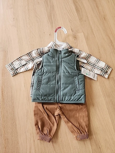 New Carters Baby Boys 3 Piece Set Green Vest, plad Shirt,  Tan Pants Size NB