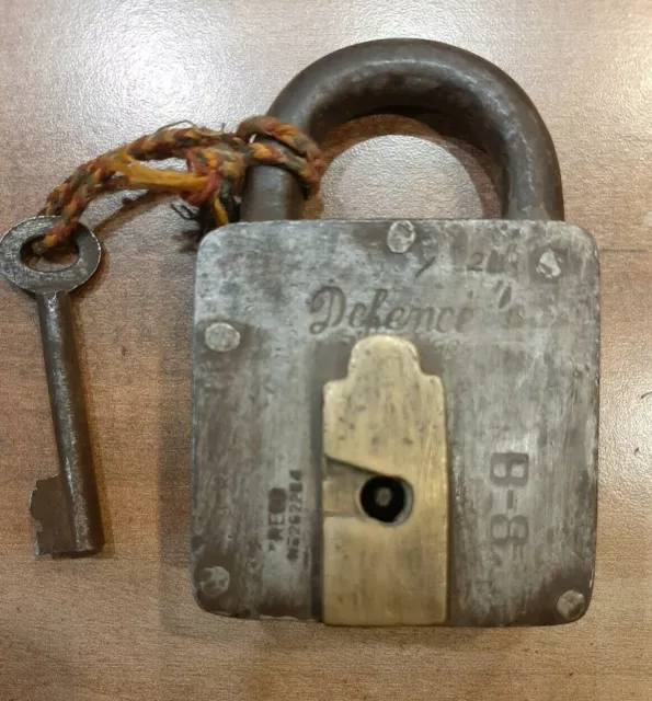 Antique Old Iron Defence B-8 Brass Work Lock With Iron Key Padlock 3