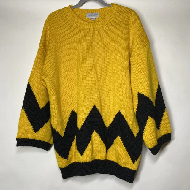 Vintage Bloomingdale’s Charlie Brown Peanuts Medium 100% Wool Yellow Sweater