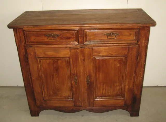 Credenza antica in pino massello. Epoca metà del 1800