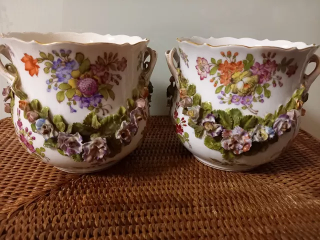 2 jardinières en porcelaine de Saxe (Meissen), XIXe siècle