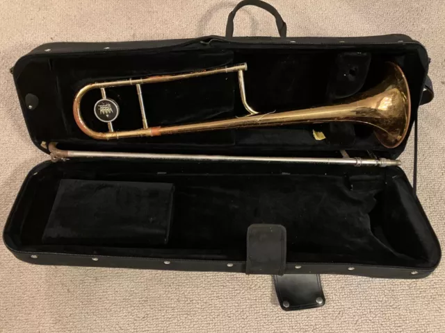 King Model 2B Liberty Trombone 589752 Pre-owned w/ Case + Mouthpieces