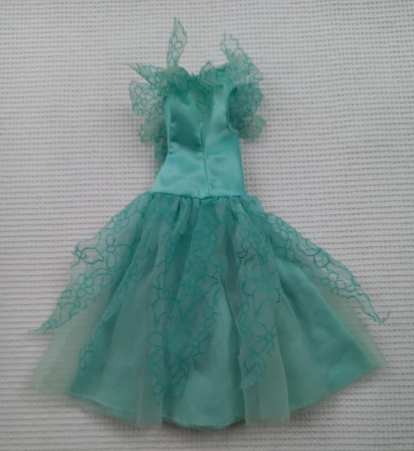 vintage barbie green dress Green Dress Barbie In India 9910 (Vintage Barbie, Leo Mattel)| Bitz &  Buttons