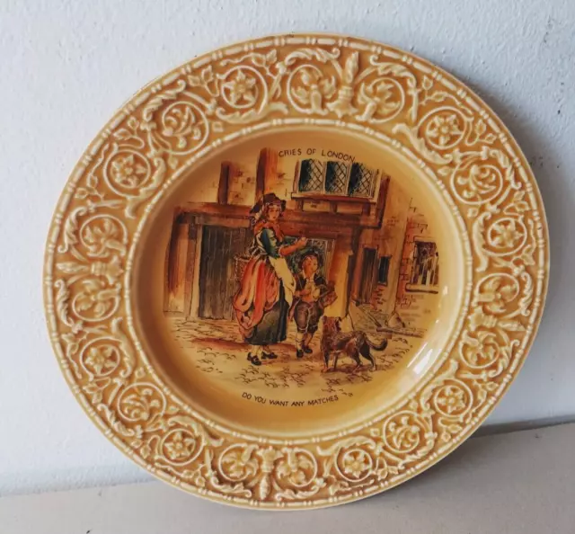 Gerade Keramik Cries of London Crown Devon Do You Want Any Matches 25.5 CM Ø