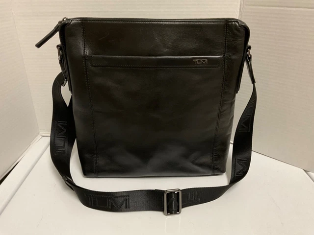 Tumi Mens Leather Zip Top Double Pocket Adj Strap Shoulder Messenger Bag