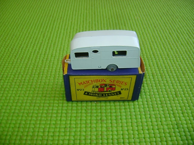 Matchbox Lesney Ford Anglia n°7 neuve avec sa boîte d'origine | UK