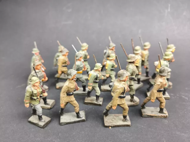 Elastonin Lineol Konvult  19 soldaten Heer Wehrmacht 2WK WW2 im Marsch original