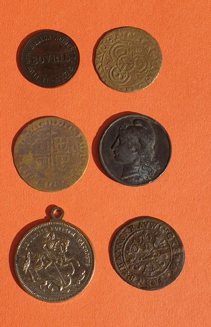 lot de 6 jetons a identifier