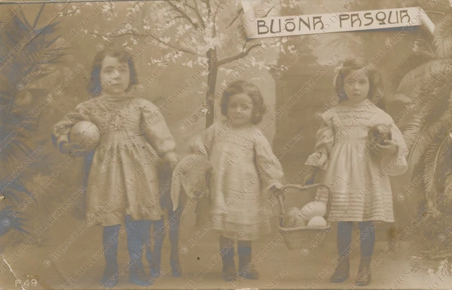 Buona Pasqua Fotografia bambine con agnello uova Cartolina augurale